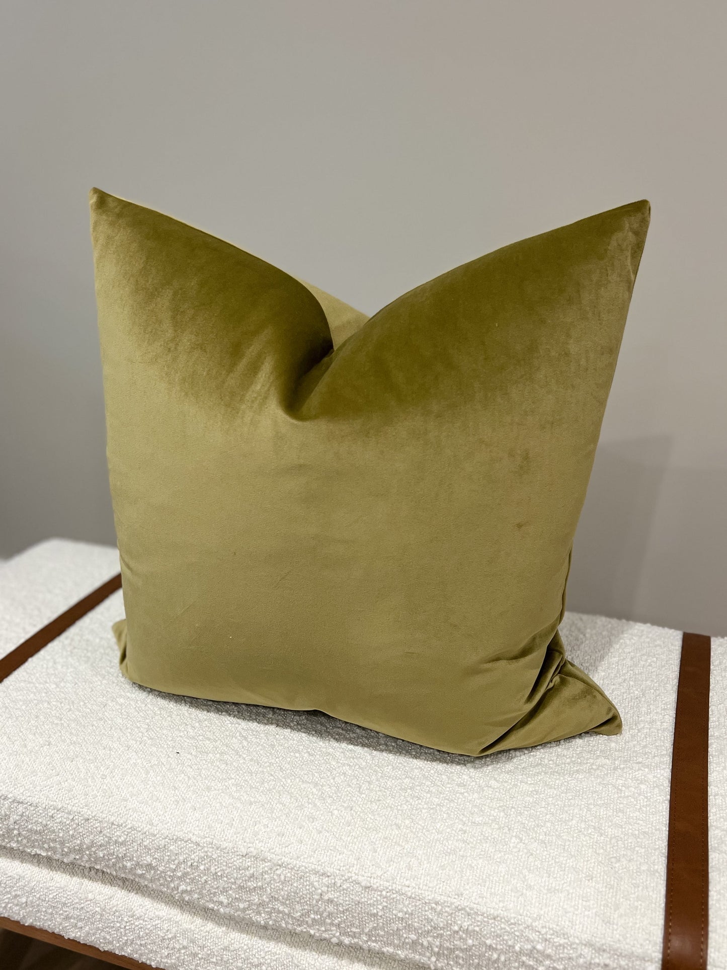 Retro Green Velvet Pillow Cover