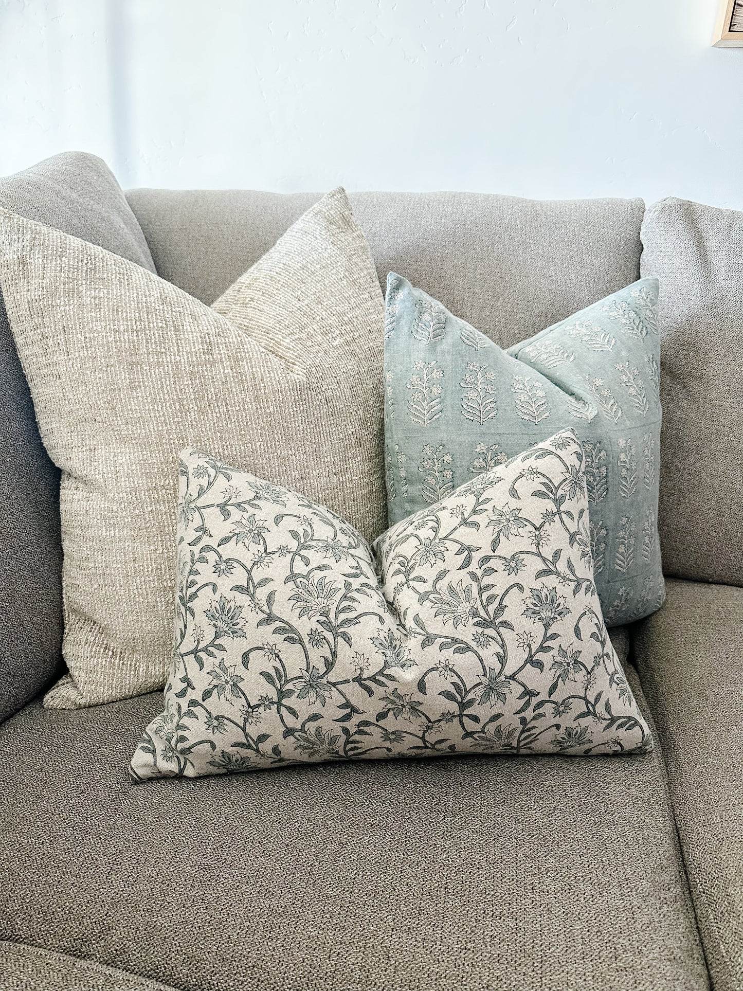 Vera Floral Pillow Cover